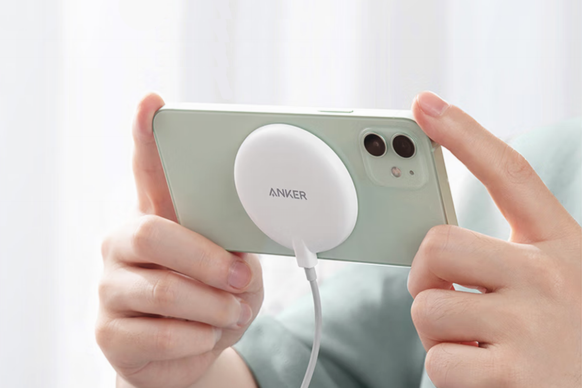Anker PowerWave Magnetic Pad Slim: The Reliable Wireless Charger