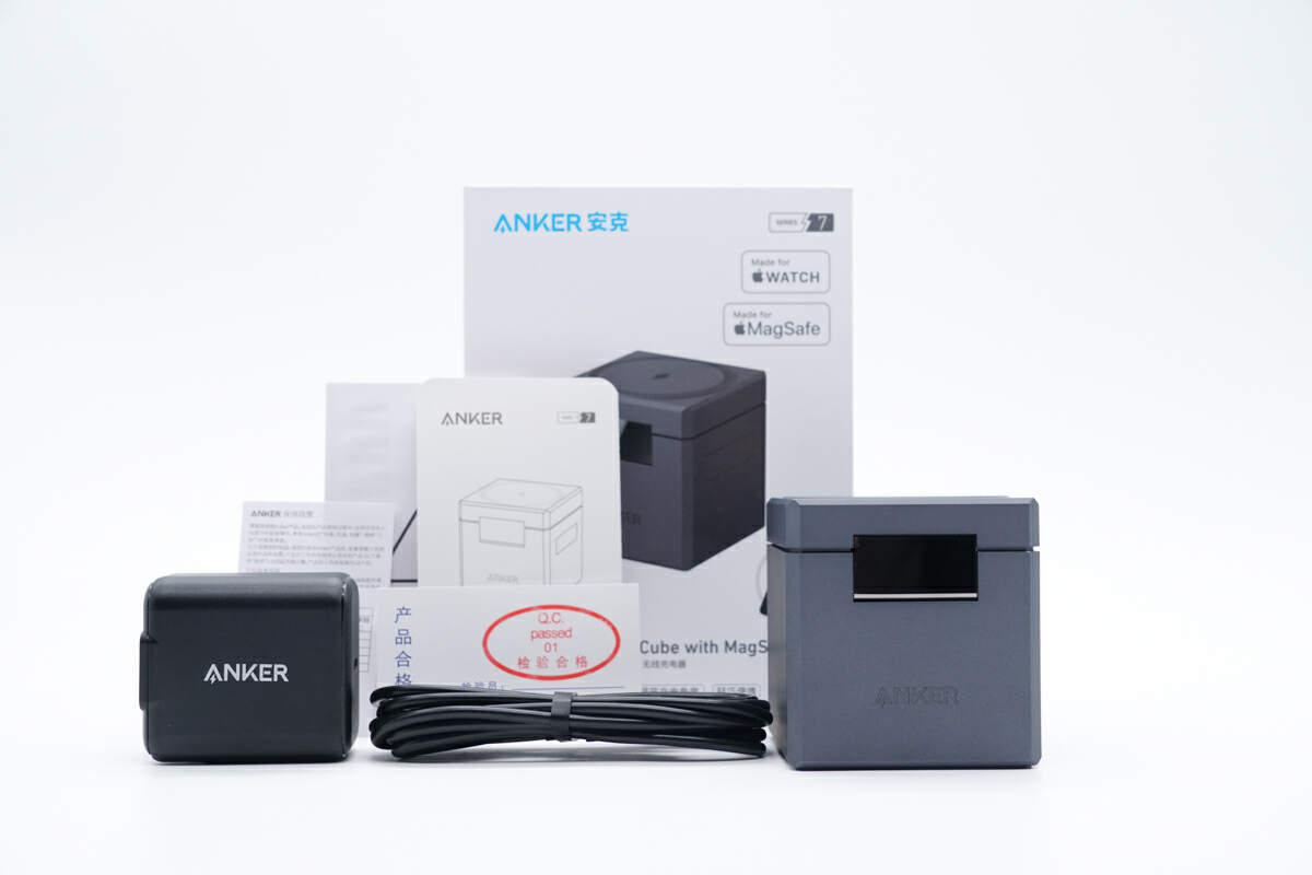 3-in-1 Cube MagSafe Charger Y1811 - Anker Singapore